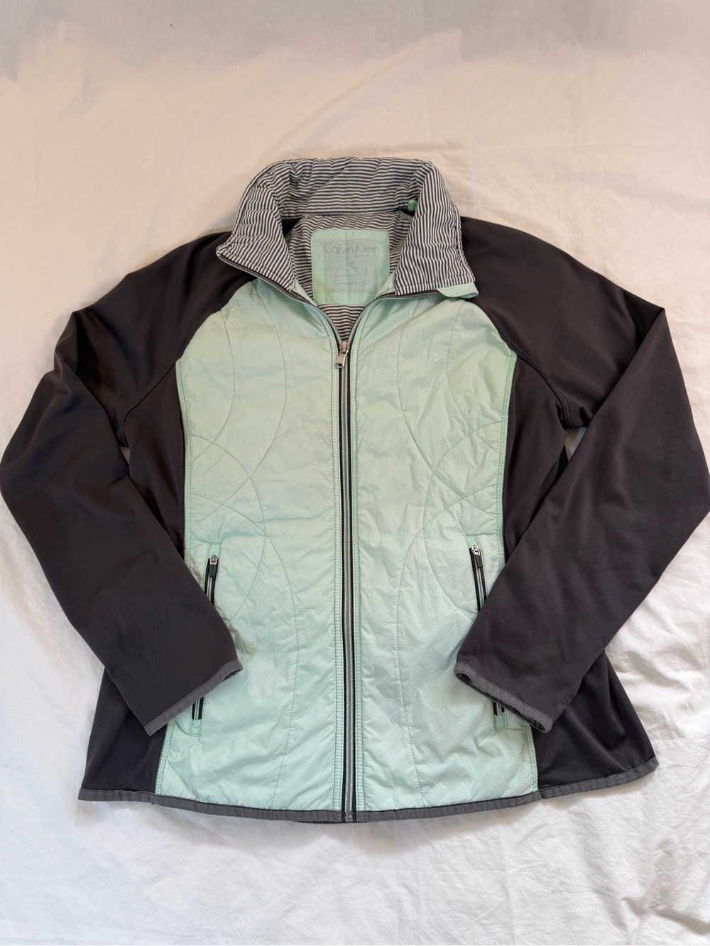 Calvin Klein Performance Women’s Mint Green and Grey Quilted Jacket